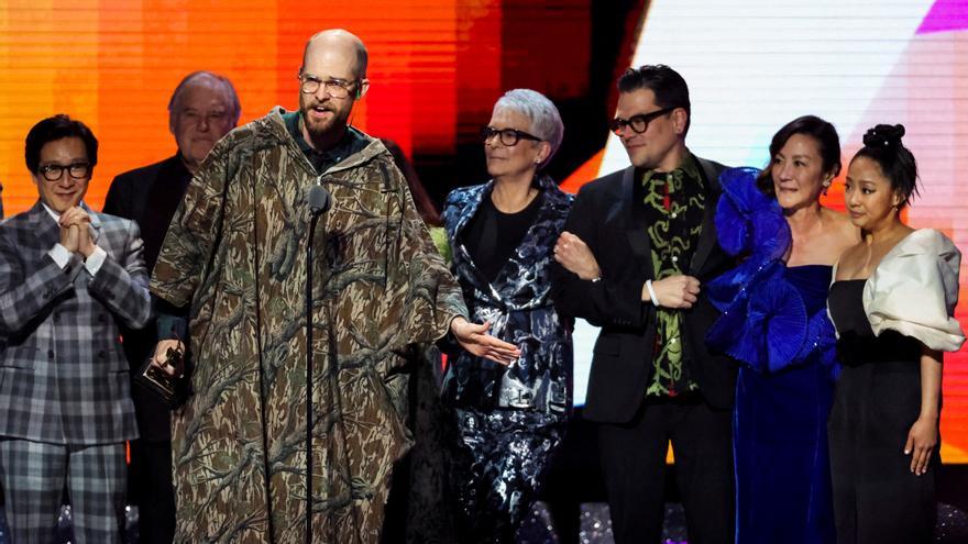 &#039;Todo a la vez en todas partes&#039; es la gran ganadora de los premios Spirit