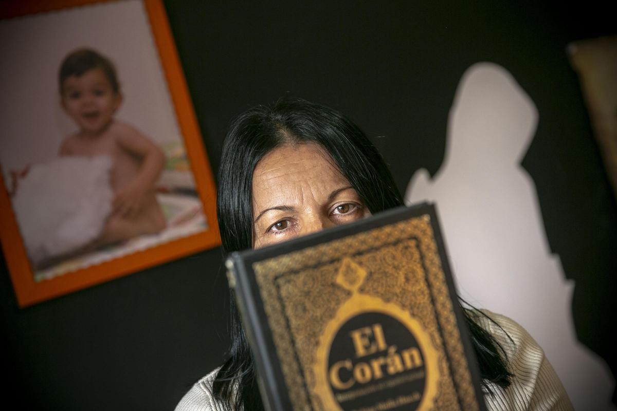 La mare del detingut a Cubelles: «Al meu fill l’han manipulat. És musulmà, però no gihadista»