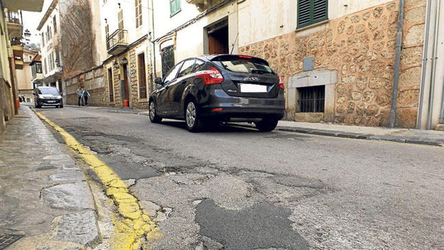 Una de las vías que será objeto de las labores de asfaltado.