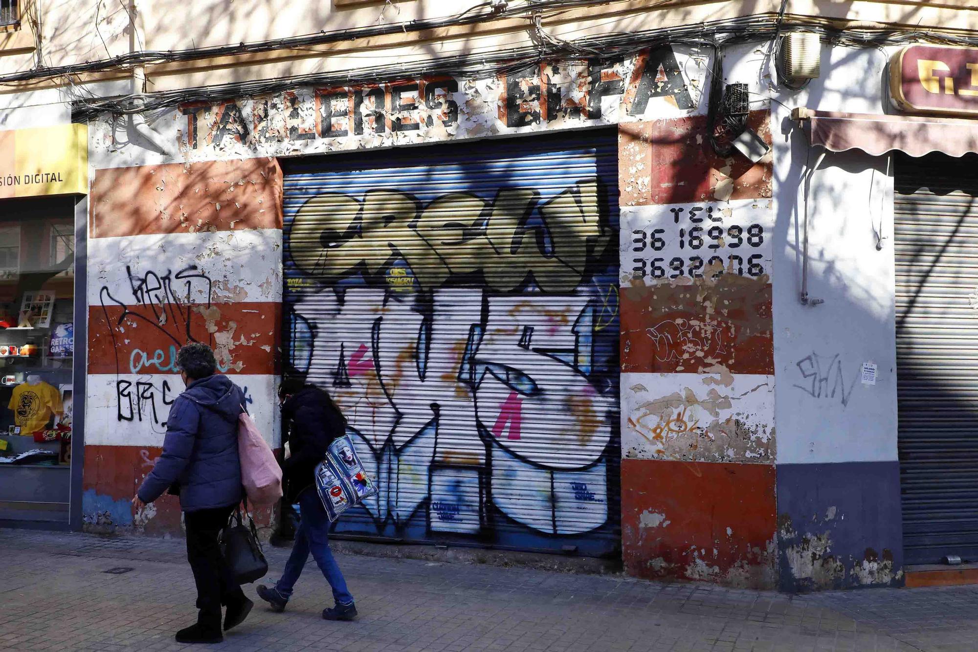 Carteles antiguos de los barrios de València (II)