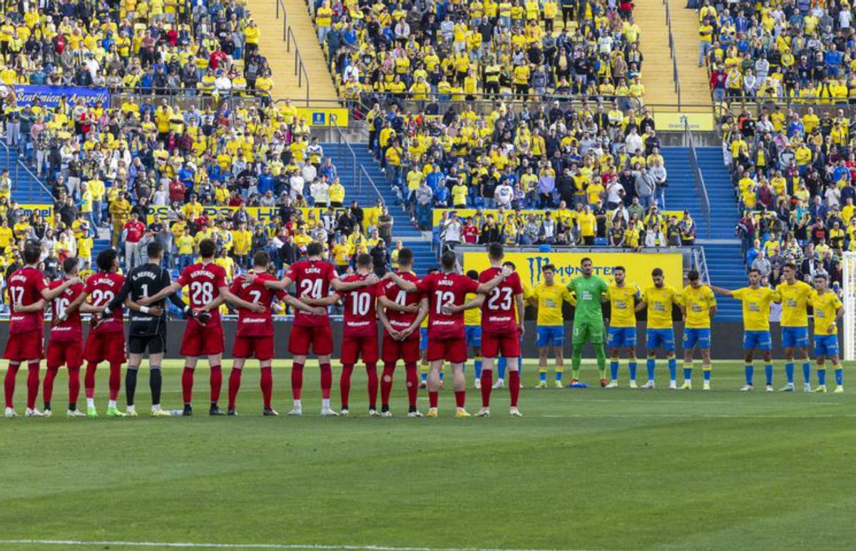 El fútbol se vuelca con València | FOTOS DE EFE