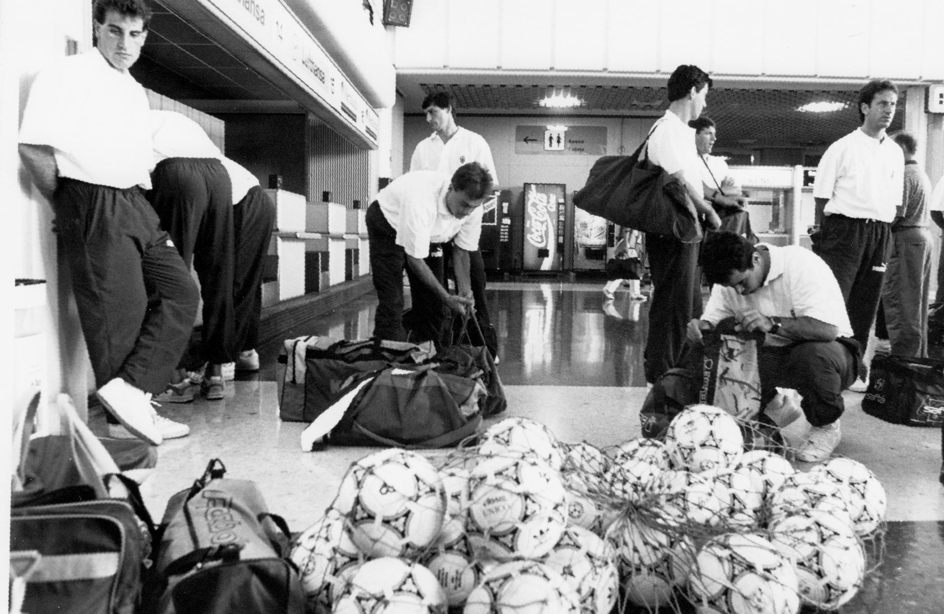 La otra cara del fútbol en el Valencia de los 90