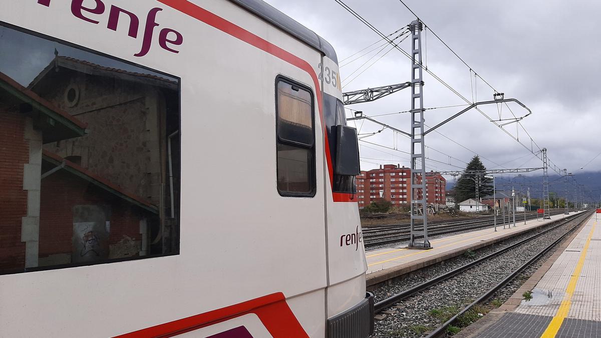 Archivo - Imatge d'un tren de Rodalies