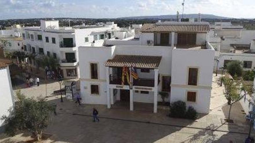 Fachada del Consell de Formentera.