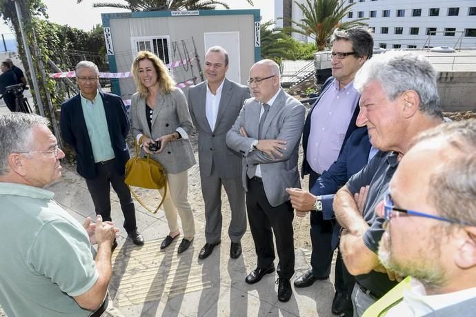 25-09-19 LAS PALMAS DE GRAN CANARIA. AVENIDA BLAS CABRERA FELIPE. LAS PALMAS DE GRAN CANARIA. METROGUAGUA. MetroGuagua en Blas Cabrera Felipe. El alcalde y concejales de la Corporación, realizan un recorrido por el tramo de MetroGuagua del Paseo Blas Cabrera Felipe. Fotos: Juan Castro.  | 25/09/2019 | Fotógrafo: Juan Carlos Castro