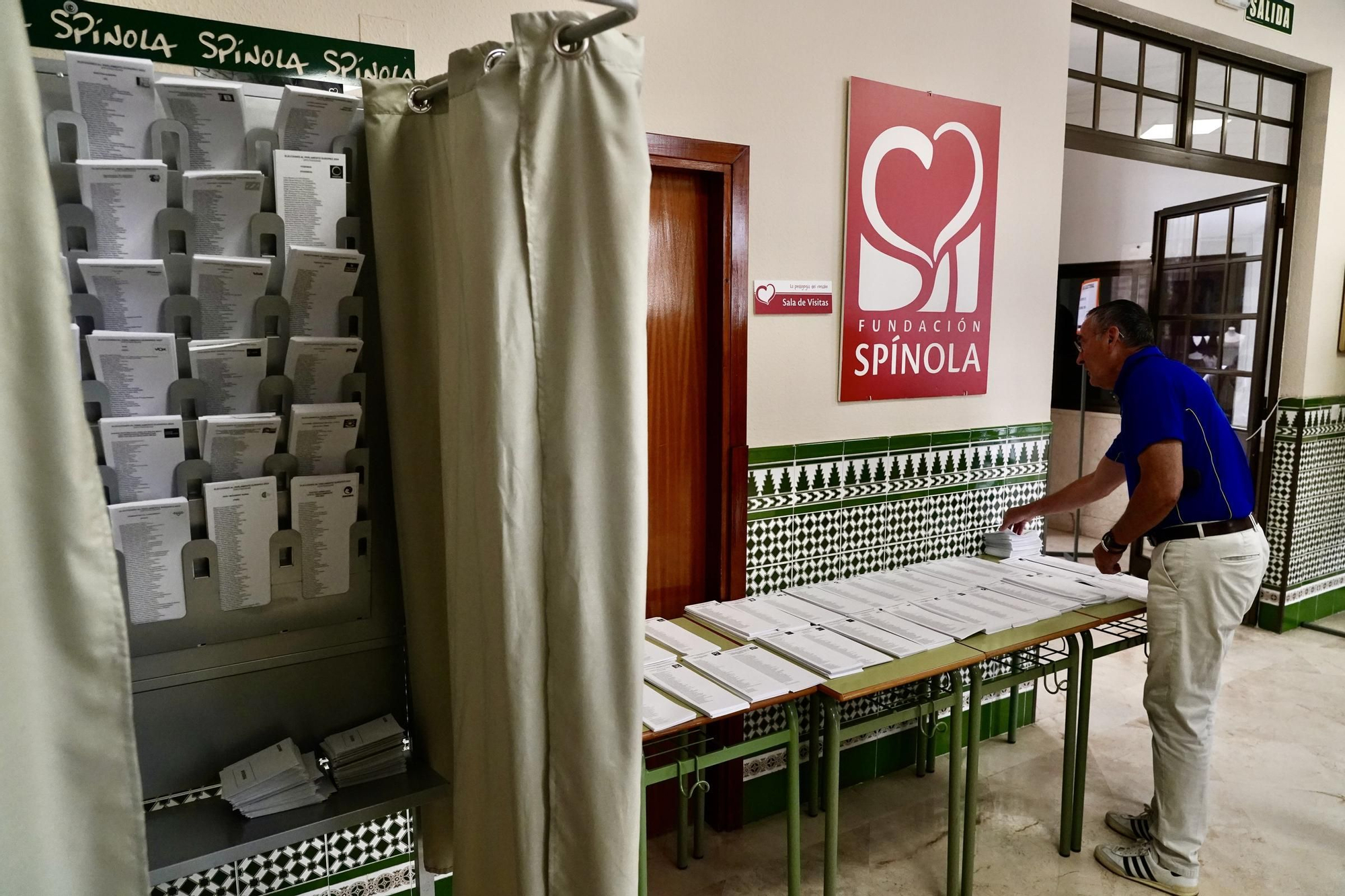 La jornada electoral del 9J al Parlamento Europeo en Málaga, en imágenes