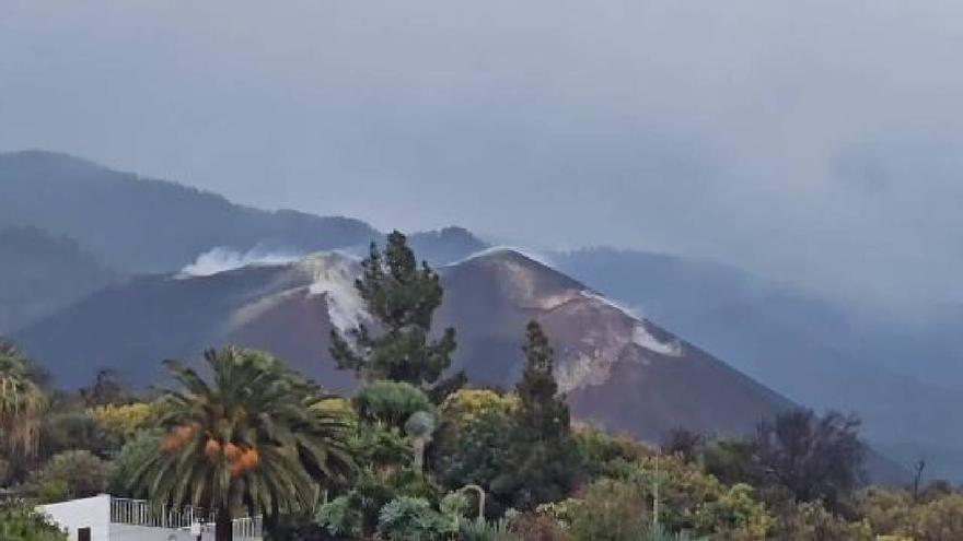 El volcán de La Palma &#039;hierve&#039; con el paso de la DANA