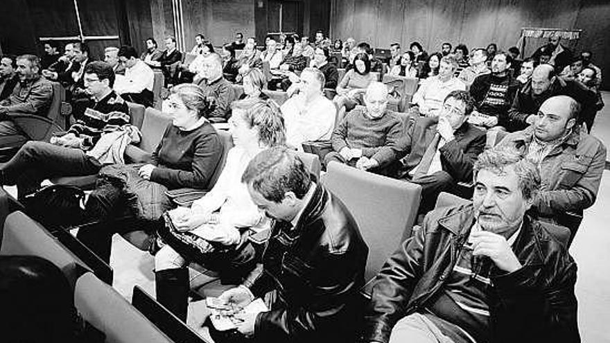 Asistentes a la sesión informativa celebrada ayer en Avilés sobre la tarjeta profesional para trabajadores del Metal.