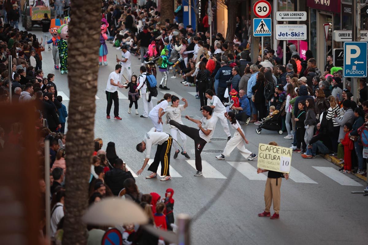 Mira aquí las imágenes de la rúa de Santa Eulària