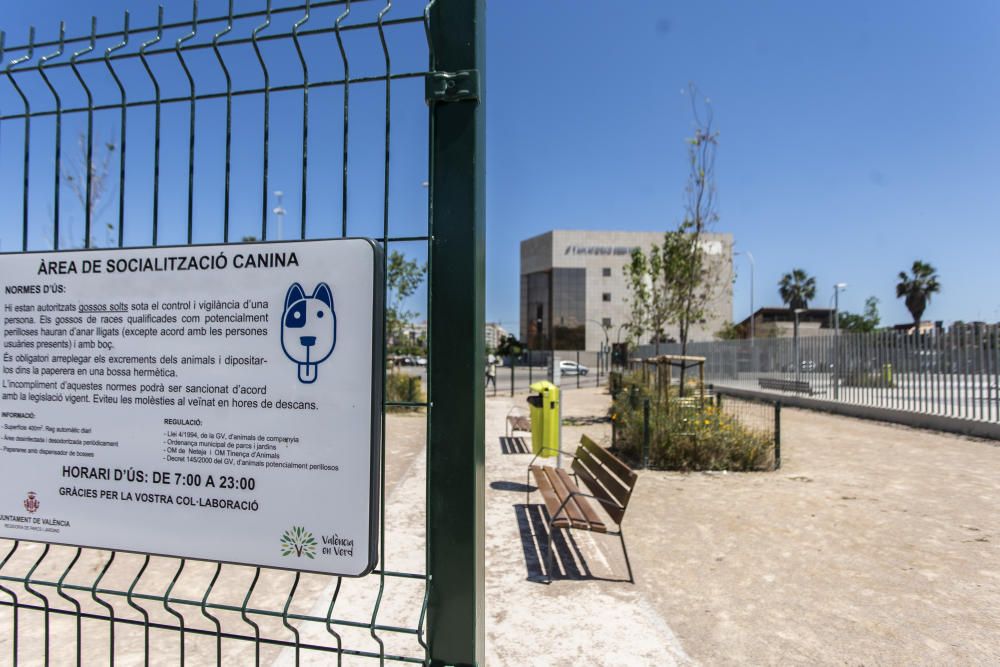 Playas y terrazas llenas en València en los primeros días de la fase 1