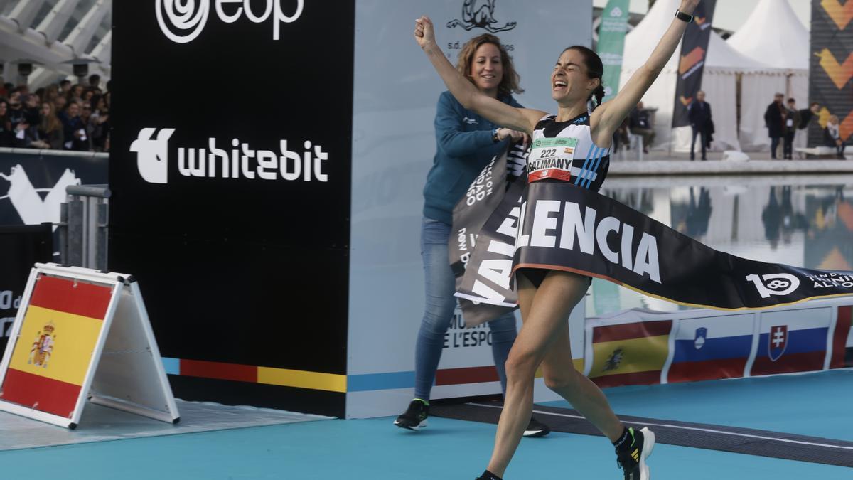 Marta Galimany bate el récord de España de maratón