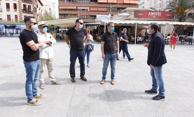 Homenaje a las víctimas del bombardeo del Mercado Central de 1938