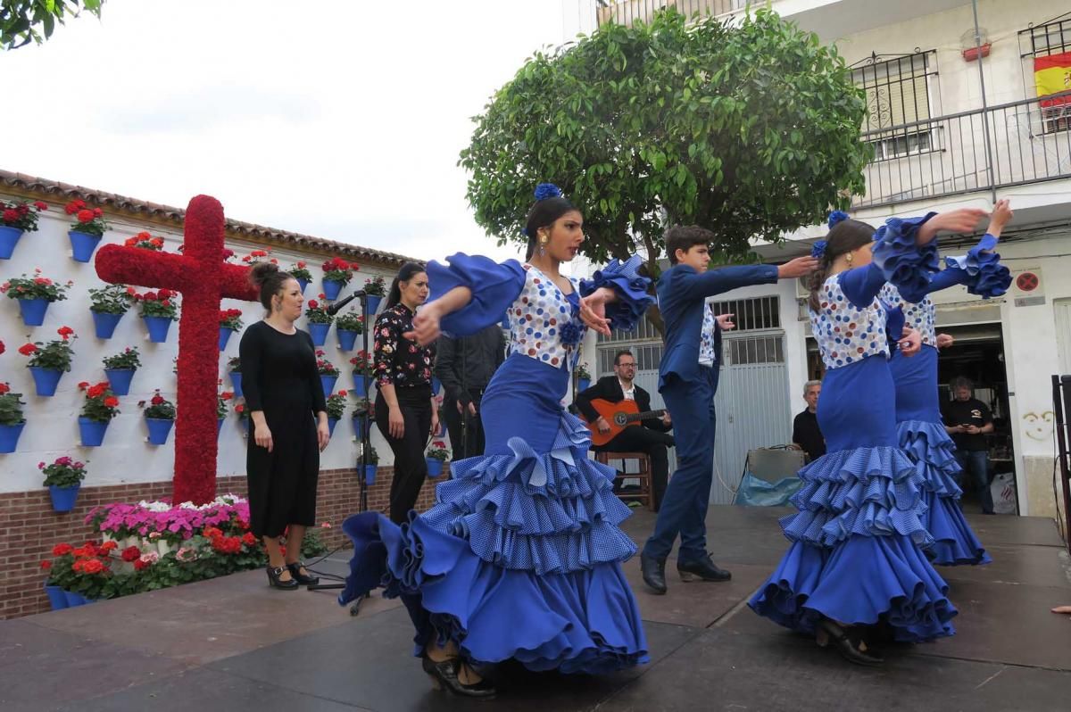 Las cruces, en la recta final