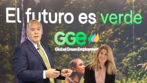 El consejero delegado de Iberdrola España, Mario Ruiz Tagle, y la directora de Talento Global de la eléctrica, Estrella Martín. 