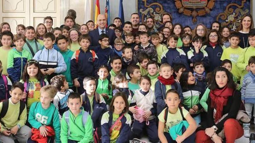 Visita del colegio Eusebio Sempere al Ayuntamiento