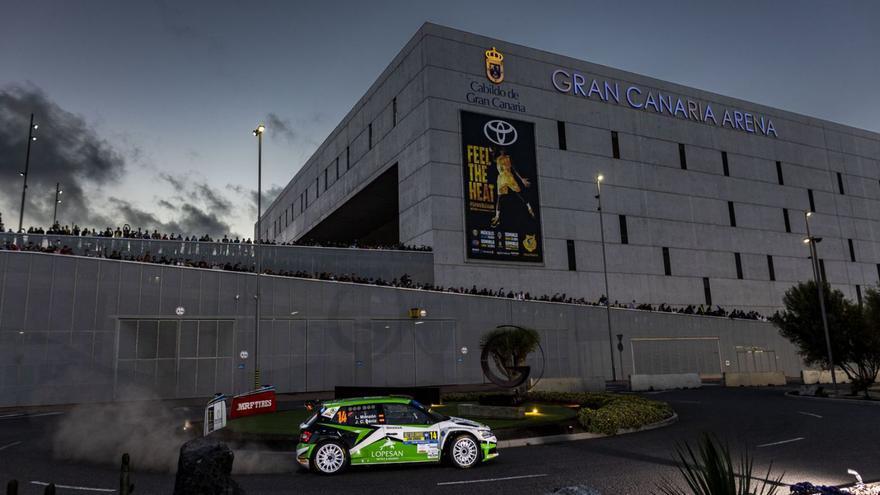 Imagen de la súper especial de la pasada edición con el Gran Canaria Arena al fondo. | | RALLY ISLAS CANARIAS