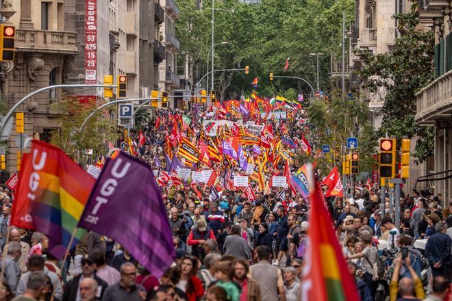 "Visca el Primer de Maig social i sobiranista"