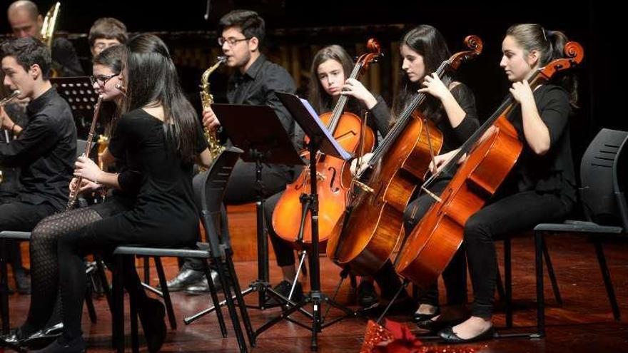 Un momento del concierto del Conservatorio de Vilagarcía. // Noé Parga