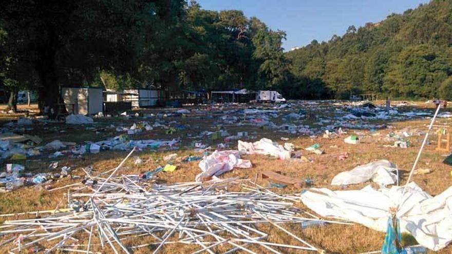 Estado en el que quedó el campo de San Timoteo tras la multitudinaria romería.