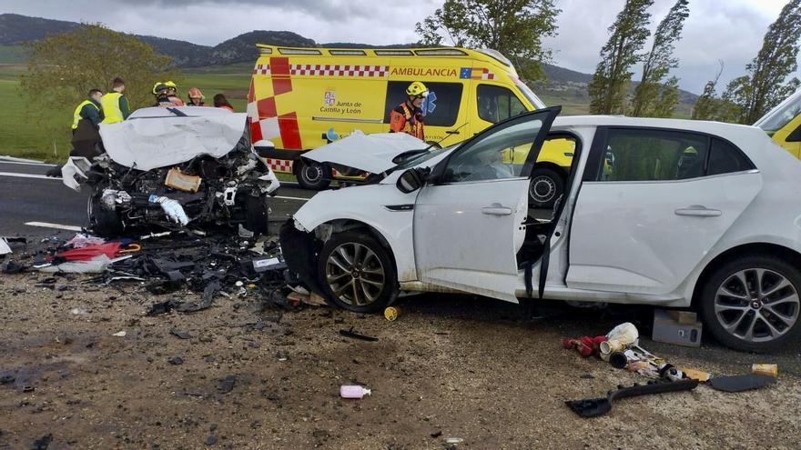 Un bebé de un año fallecido y cinco heridos graves en un accidente de tráfico en La Rioja