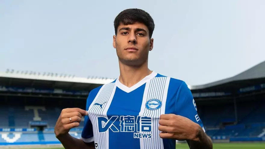 El Elche tantea la opción Carlos Martín
