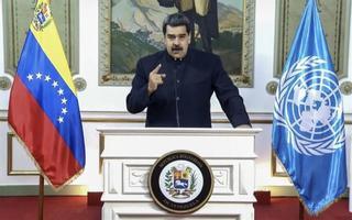 Maduro acepta que la crisis económica impulsa la inmigración de venezolanos