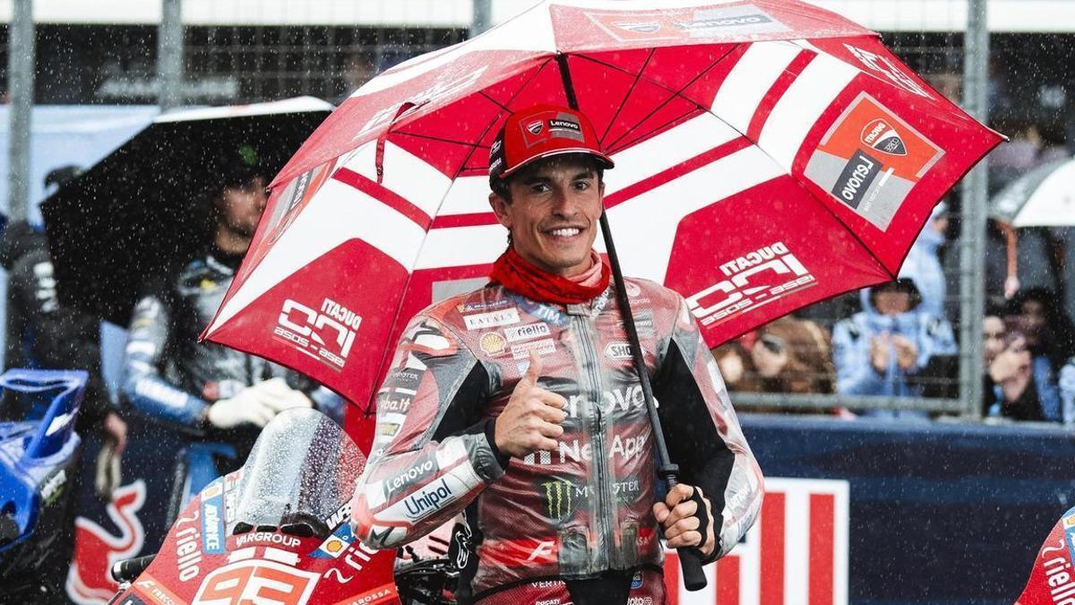 Torrential rain forces cancellation of Australian Grand Prix