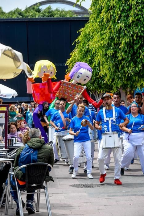 TELDE. SAN GREGORIO. TELDE. Telde cambia la hora. En la zona comercial abierta de San Gregorio se celebra el cambio de hora con diversas actividades. Hay ludoparque gigante, tiro con arco para niños, feria de artesanía, karts, entre otros.  | 30/03/2019 | Fotógrafo: Juan Carlos Castro