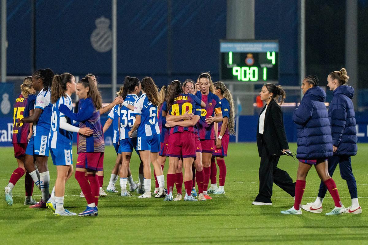 Partido de futbol femenino FC Barcelona vs Espanyol