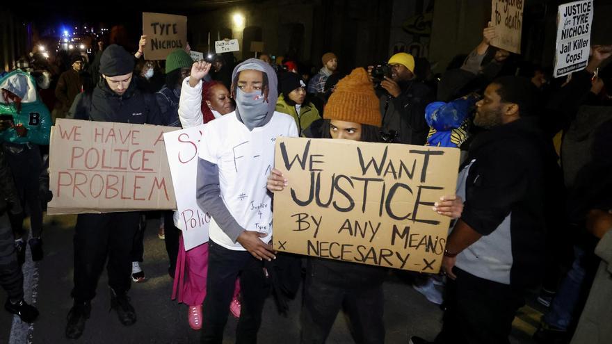 El Departamento de Justicia de EEUU admite brutalidad policial sistemática contra afroamericanos