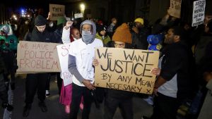 Protestas tras la muerte de Tyre Nichols/ El Departamento de Justicia admite brutalidad policial sistemática contra afroamericanos