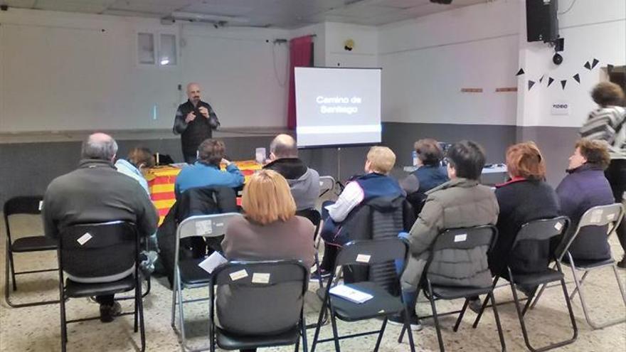 Música y poesía se funden en el recital de Emilio Pedro Gómez