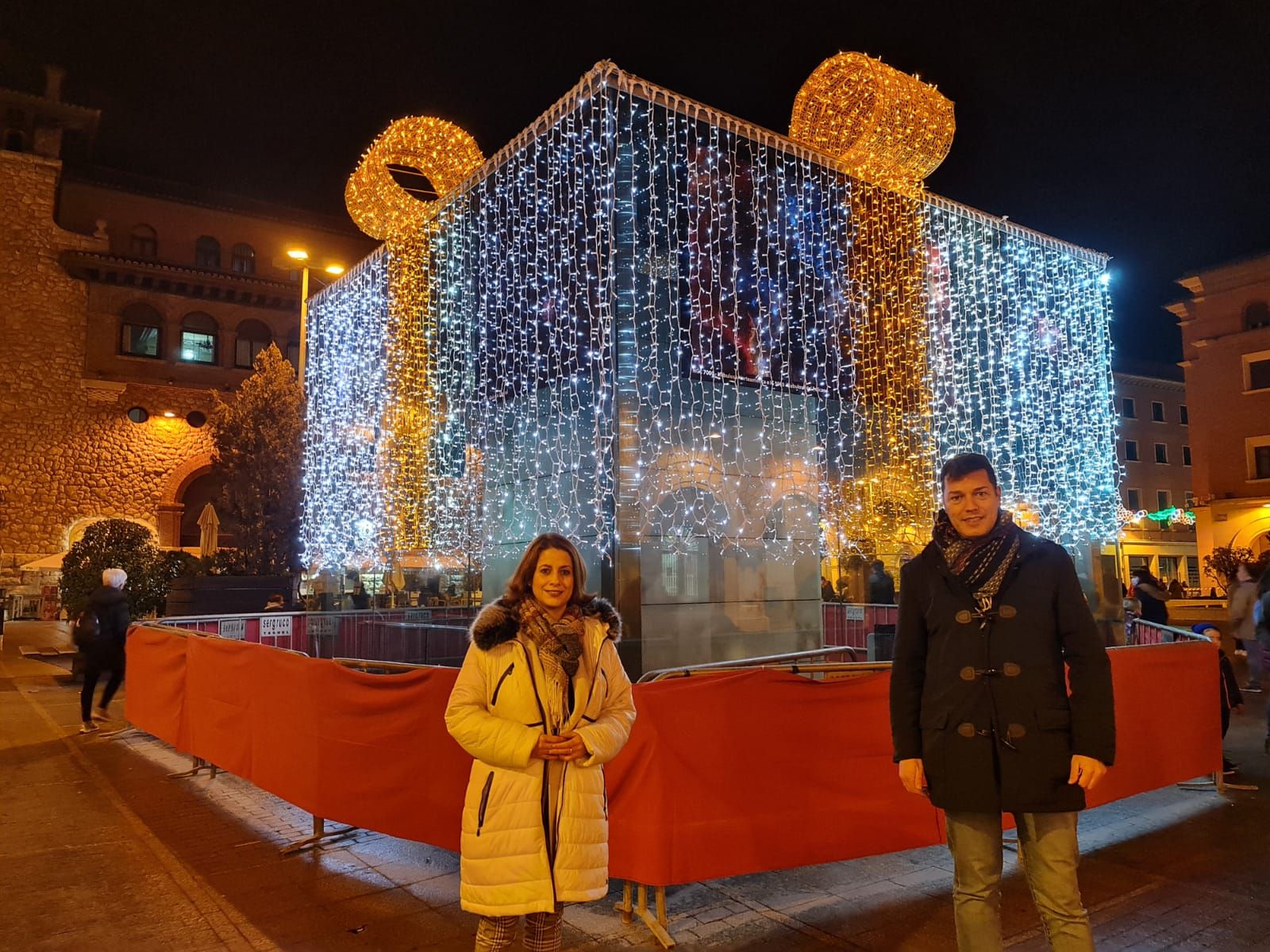 Iluminación del cubo de acceso al parking.