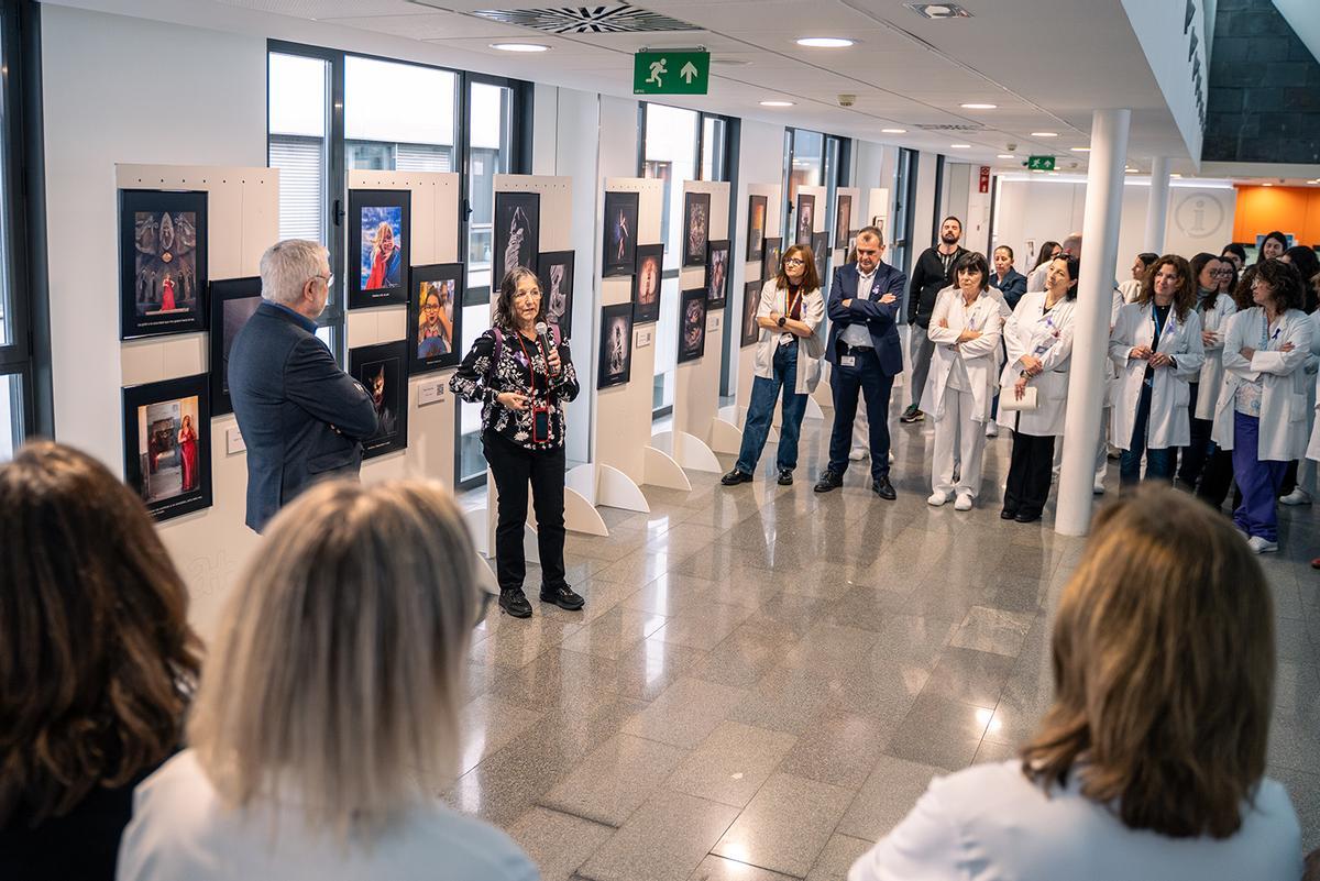 Un moment de la inauguració de la mostra