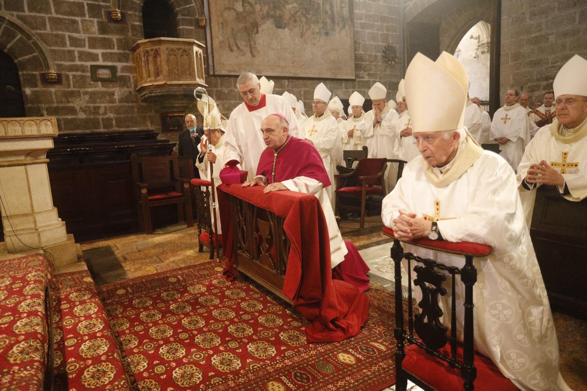 El nuevo arzobispo de València toma posesión en la catedral