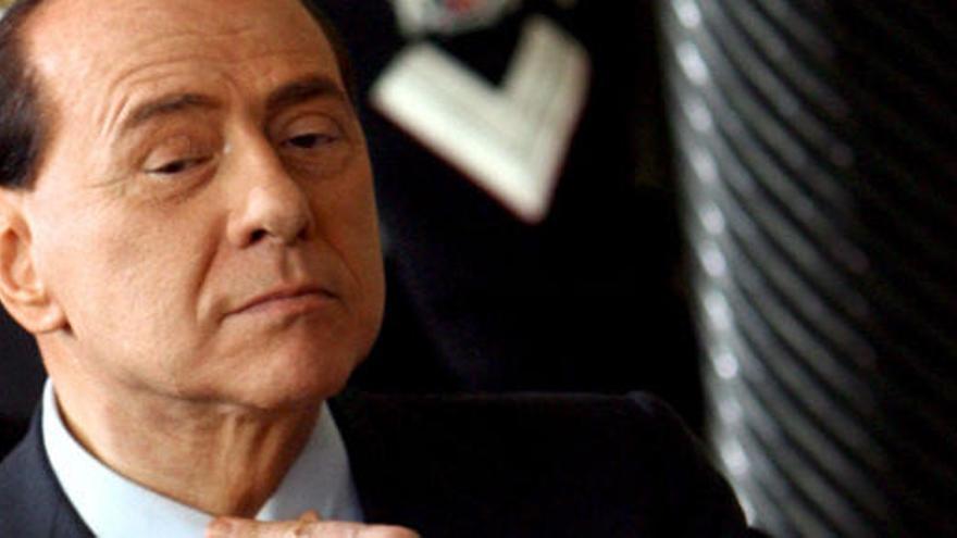 Berlusconi hizo alusión al último escándalo en que se ve inmerso tras la irrupción en escena de una joven de origen marroquí.