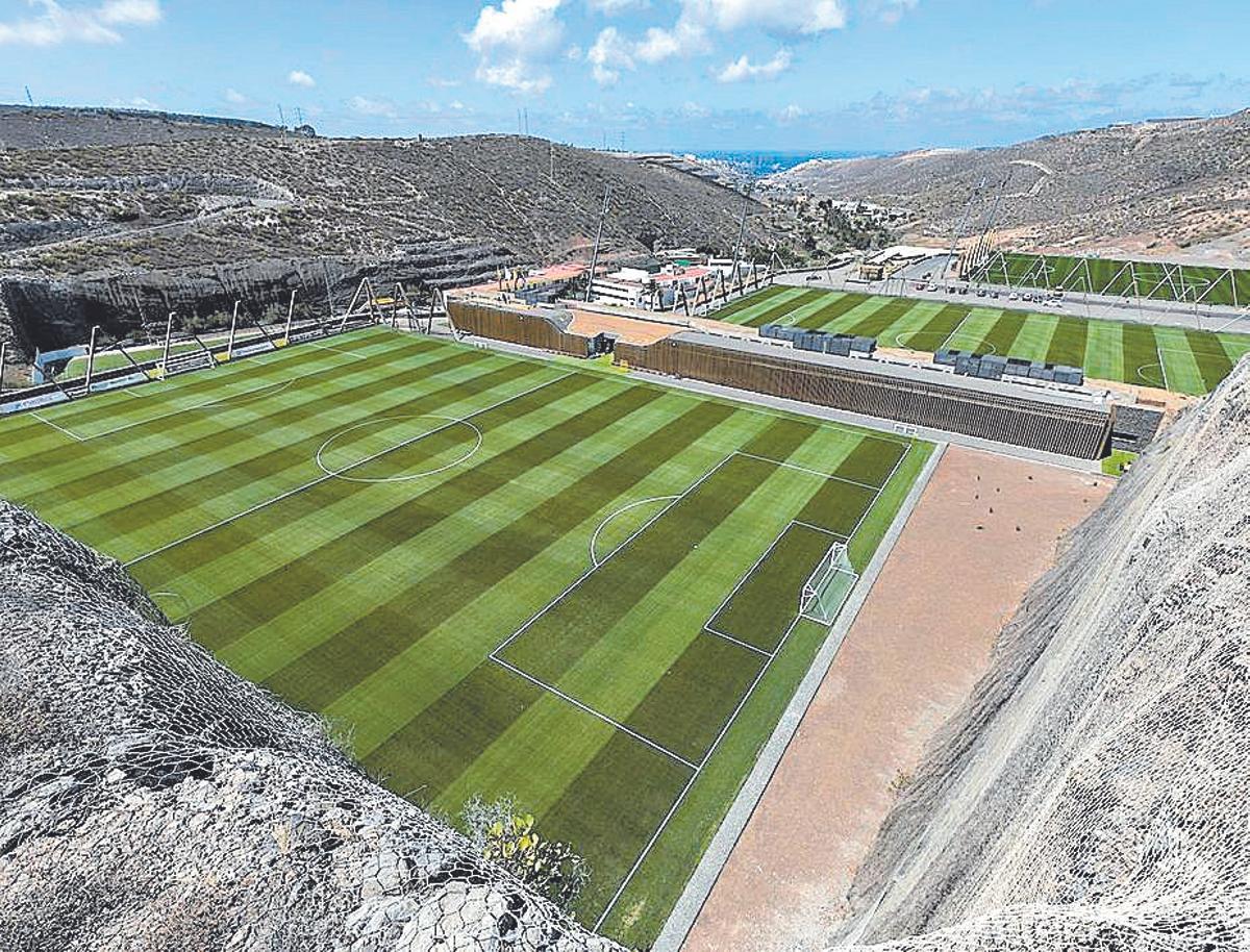 Instalaciones de la Ciudad Deportiva de Barranco Seco.