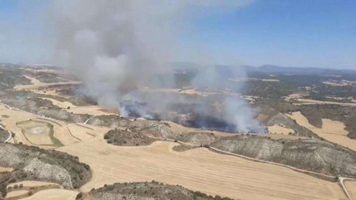 Les condicions a Aragó, amb focs actius, fan inviable que s'hi corri la Baja