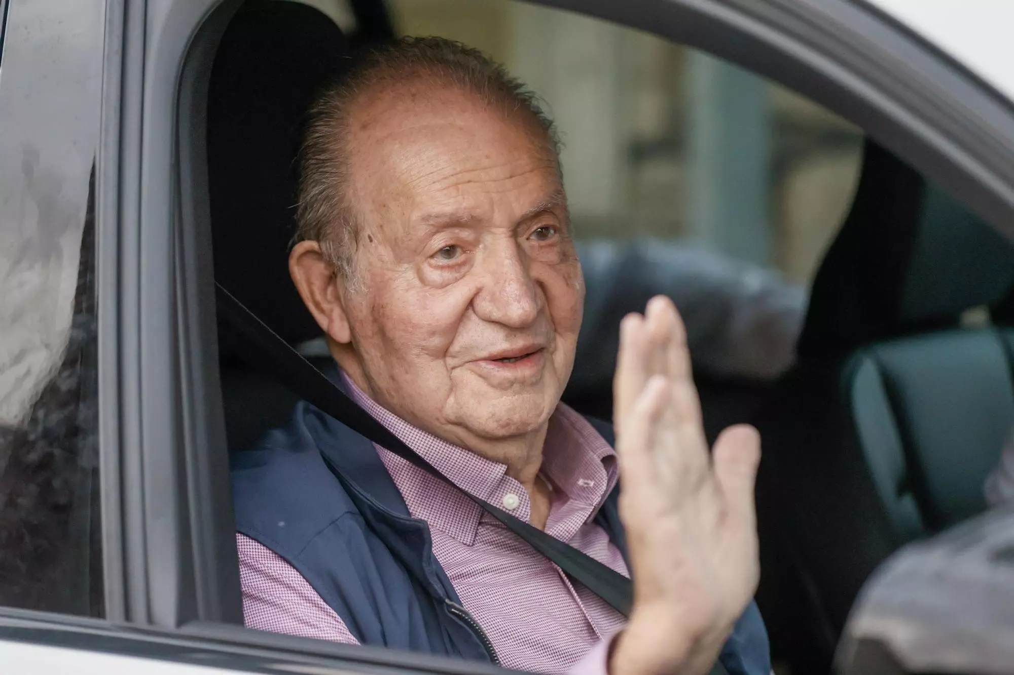 El rey emérito confirma que le gustaría vivir en España