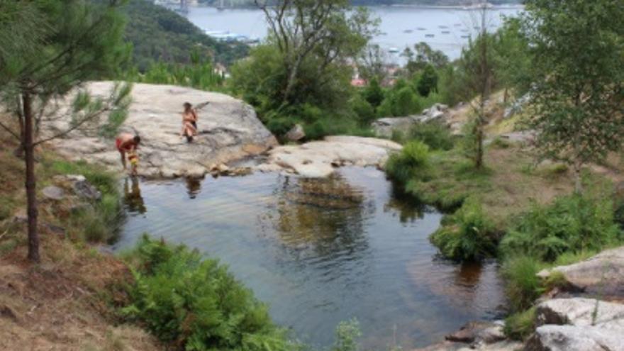 A Poza da Moura: Un jacuzzi natural con vistas a la ría de Vigo