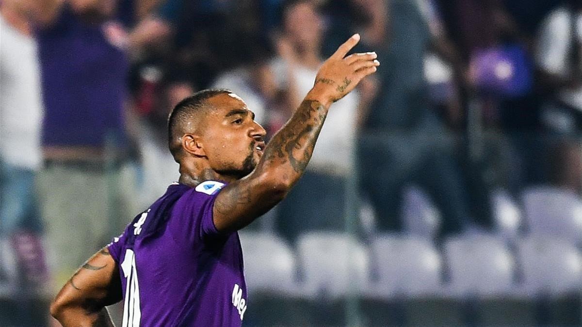 Boateng, con la camiseta de la Fiorentina.