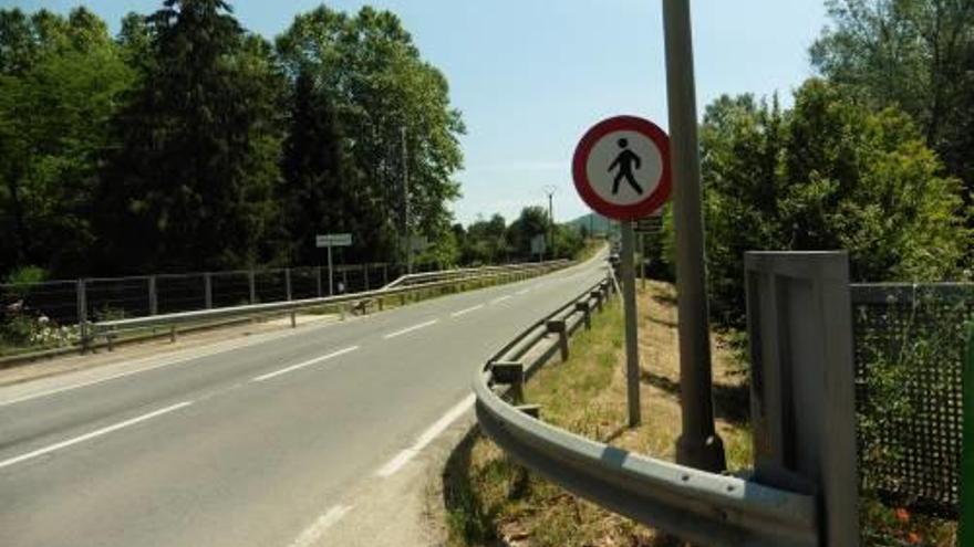 El pont de Llocalou no té pas per a vianants.