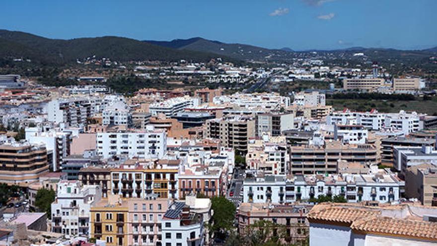 Vista de la ciudad de Ibiza, desde Dalt Vila.