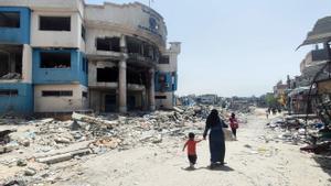 Archivo - Bombardeo israelí en la ciudad paestina de Gaza, en la Franja de Gaza.