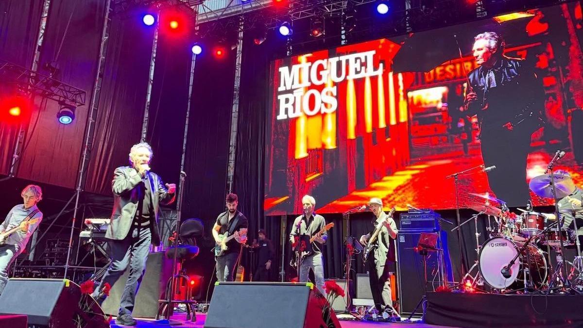 Miguel Ríos, durante una actuación en una ciudad de España en este año.