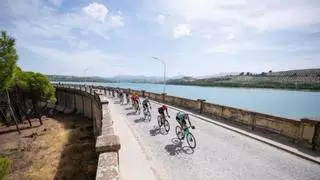 El gran Wout van Aert se exhibe en el horno granadino de la Vuelta