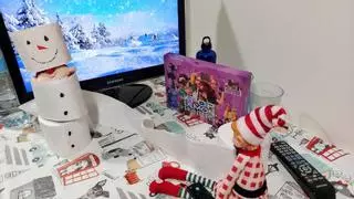 Los elfos se apuntan a la IA: «Es un esfuerzo, pero merece la pena ver la cara de mi hija cuando los descubre»