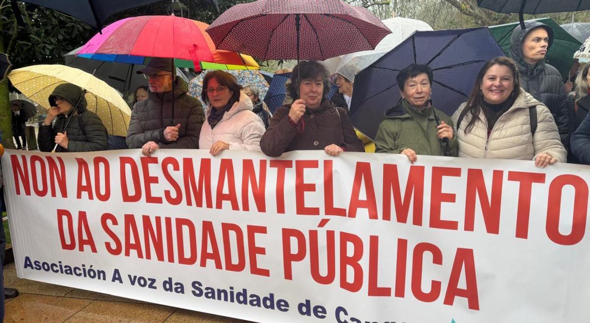 Cinco autobuses desde O Morrazo en la protesta por la sanidad