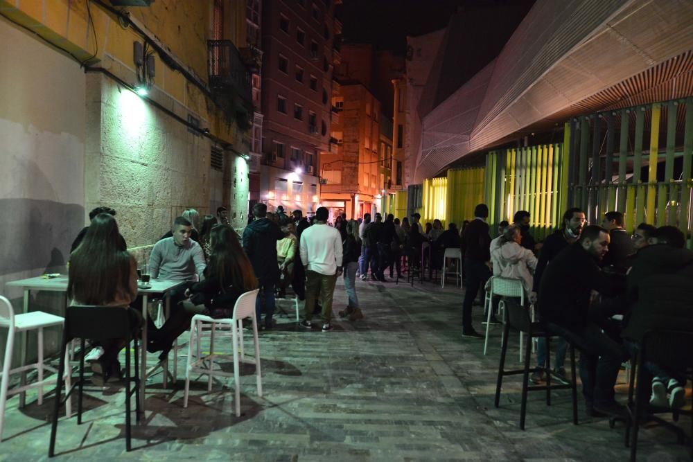 Cierre de bares: Cartagena llena las terrazas