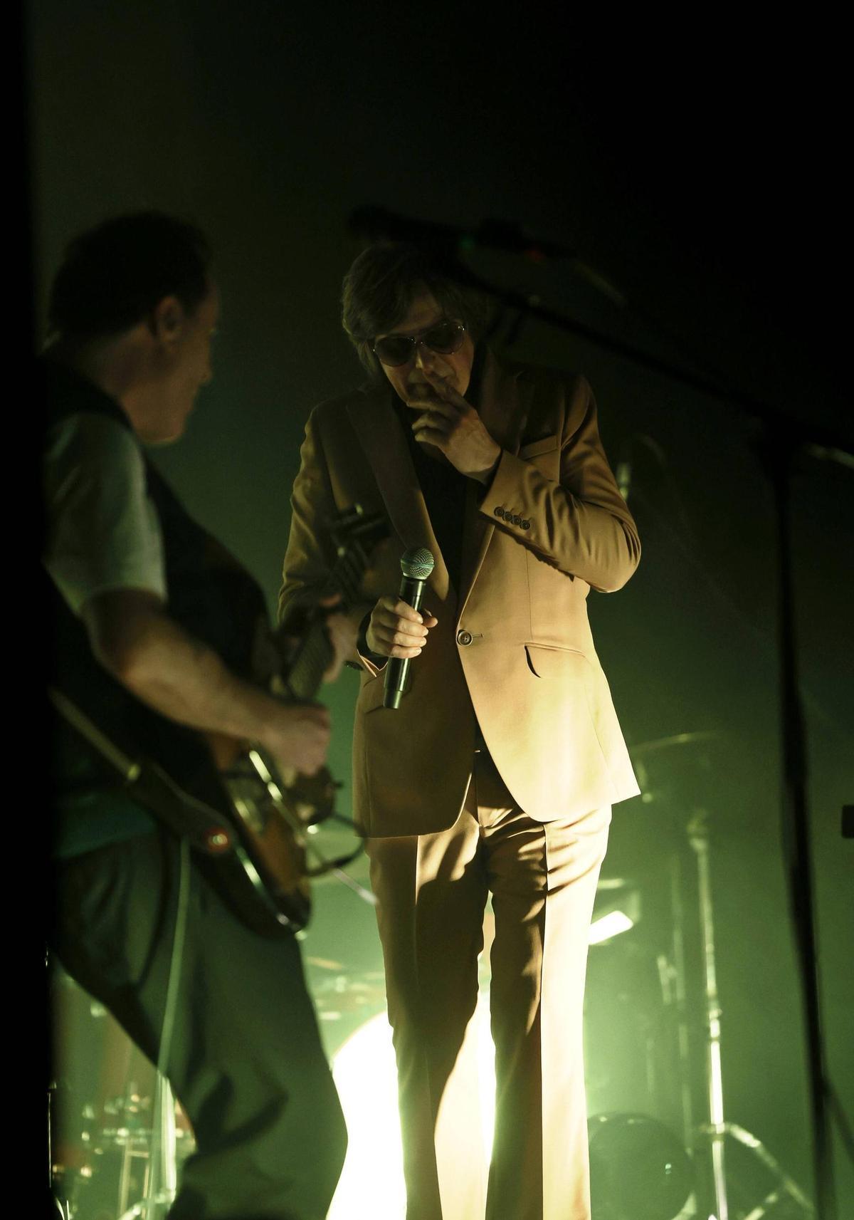 Así fue el concierto de Nacho Vegas en Mieres, el inicio de su gira "Vidas semipreciosas"